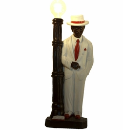 IMAGEM UMBANDA - ZÉ PILINTRA POSTE C/ LUMINÁRIA | GESSO | 60CM - comprar online