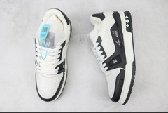 LV TRAINNER BLACK WHITE - comprar online