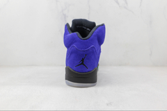 JORDAN 5 RETRÔ ALTERNATE GRAPE na internet