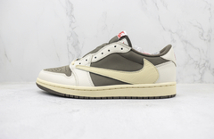 NIKE DUNK TRAVIS SCOTT BEGE AND BROWN