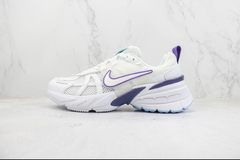 NIKE V2K WHITE AND PURPLE