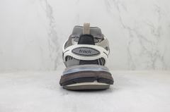 BALENCIAGA TRACK GREY na internet