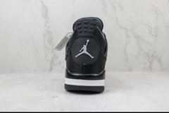 JORDAN 4 BLACK CANVAS na internet