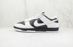 NIKE DUNK PANDA REVERSE