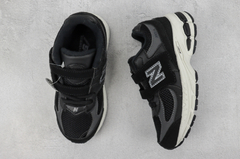 NEW BALANCE 1906R BLACK WHITE - comprar online