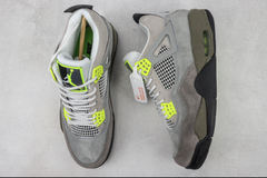 JORDAN 4 SE NEON - comprar online