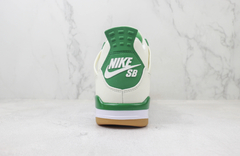 JORDAN 4 SB GREEN na internet