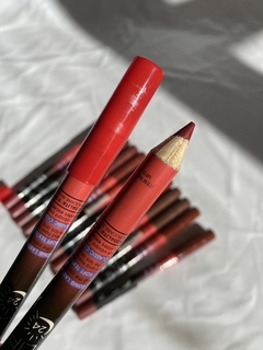 Delineadores de labios -Misd Demi en internet