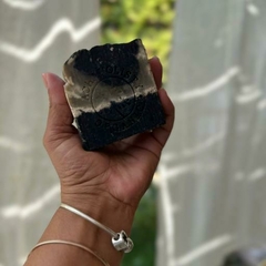 JABONES PACHAHOLISTY CARBÓN ACTIVADO - comprar online
