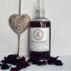 AGUA DE ROSAS