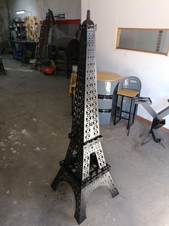 Torre Eiffel metal real 1,5mts de altura armada