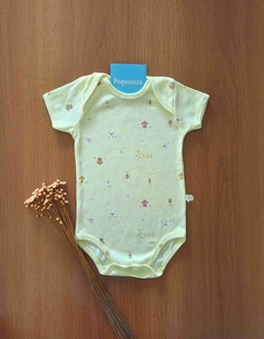 Kit 3 Bodys Manga Curta Amarelo - A melhor loja de roupas para seu Bebê | Pequenize
