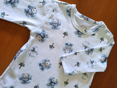 Jardineira em Moletinho com Camiseta em Algodão Egípcio - A melhor loja de roupas para seu Bebê | Pequenize