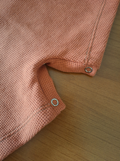 Conjunto Jardineira e Camiseta Leãozinho Algodão Egípcio
