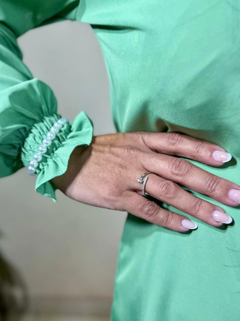 Anel prego cravejado Vivi- prata