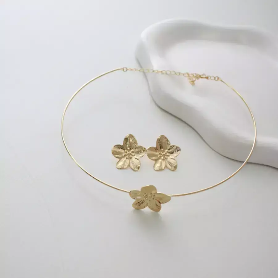Choker de Aro Flora- Ouro 8k