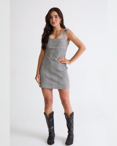 VESTIDO CURTO COM AMARRACAO PRETO M