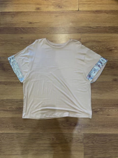 Remera con lentejuelas - comprar online