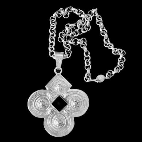 Collar Amanecer negro