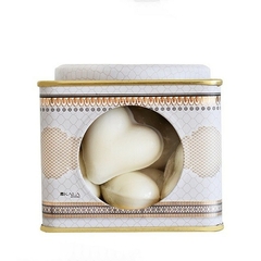 Lata con 10 Jabones corazón - comprar online