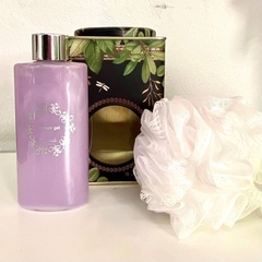 Lata Medium + Shower Gel + Esponja