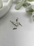 Dije colibrí con strass blanco, bronce