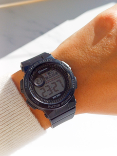 Reloj Akia (Resistente al Agua)
