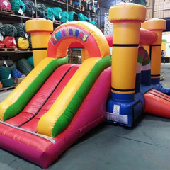 Castillo con banners y rampa (104) - comprar online