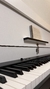 Mueble soporte para piano con tapa, atril y estantes - comprar online