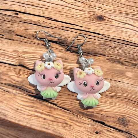 Brinco em Biscuit Coleção Animais Fofinhos Gatinho Borboleta - comprar online