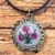 Colar charmoso com relicário em metal dourado com bordado arranjo mini rosas fio marrom - comprar online
