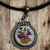 Colar charmoso com flores e vaso bordados em metal ouro velho com fio em camurça - comprar online