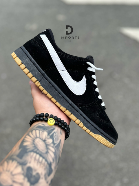 Dunk Low - preto camurça