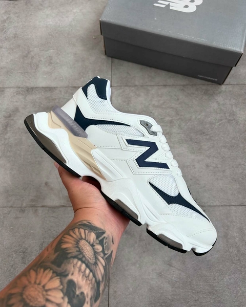 NEW BALANCE 9060