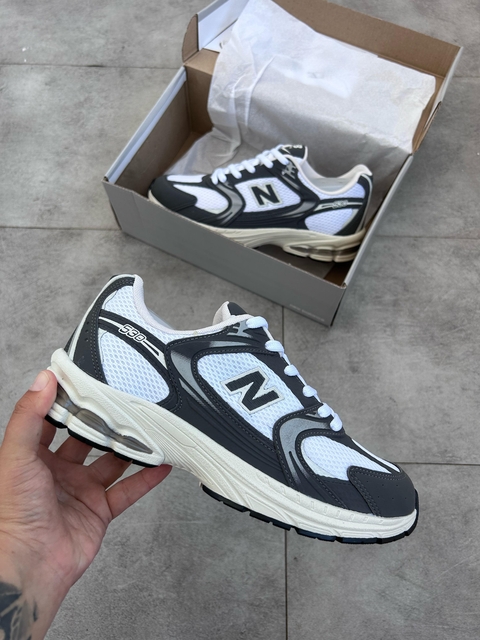 NEW BALANCE 530 - comprar online