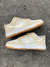 SB dunk low - Gold - comprar online