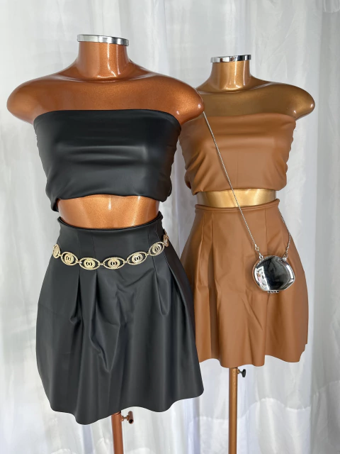 Conjunto couro