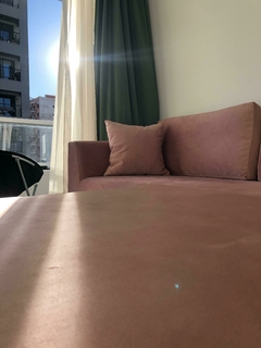 Velvet Sofa - comprar online