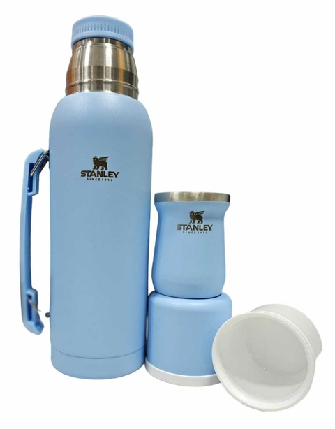 TERMO SIMIL STANLEY 1 LTS CON MATE 160 ML CELESTE