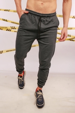 JOGGER FRIZA en internet