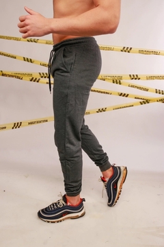 JOGGER FRIZA - BV Indumentaria