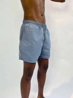 SHORT DE BAÑO LISO - comprar online