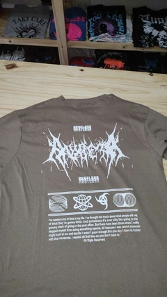 REMERA RESTLESS - OVER - BV Indumentaria