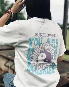REMERA SUNFLOWER - OVER
