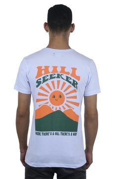 REMERA HILL SEEKER - OVER - tienda online