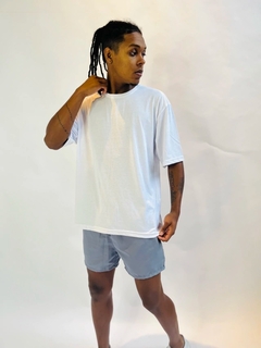 REMERA LISA - OVER