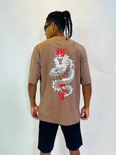 REMERA DRAGÓN - OVER - tienda online