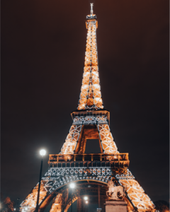 LA TORRE EIFFEL