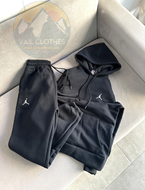 Conjunto Jordan x Black (Buzo + pantalón)