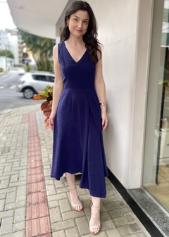 VESTIDO MIDI ASSIMÉTRICO AZUL MARINHO - comprar online